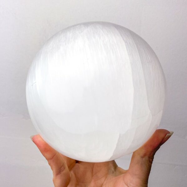 Sfera Selenite Luna supporto Gotico 1